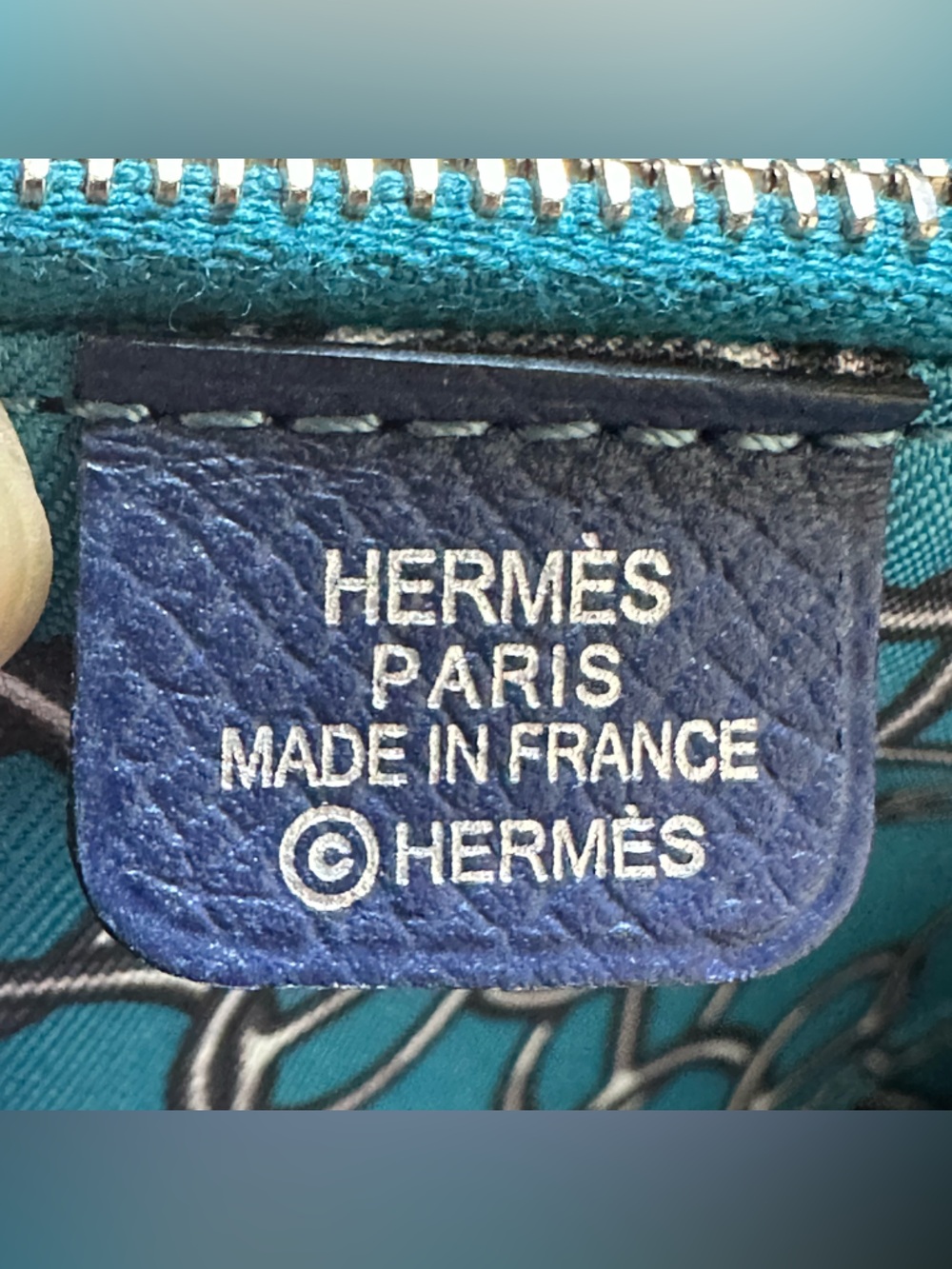 Hermès Hermes Long Zipped Wallet Silk in Blue Leather - Picture 13 of 16